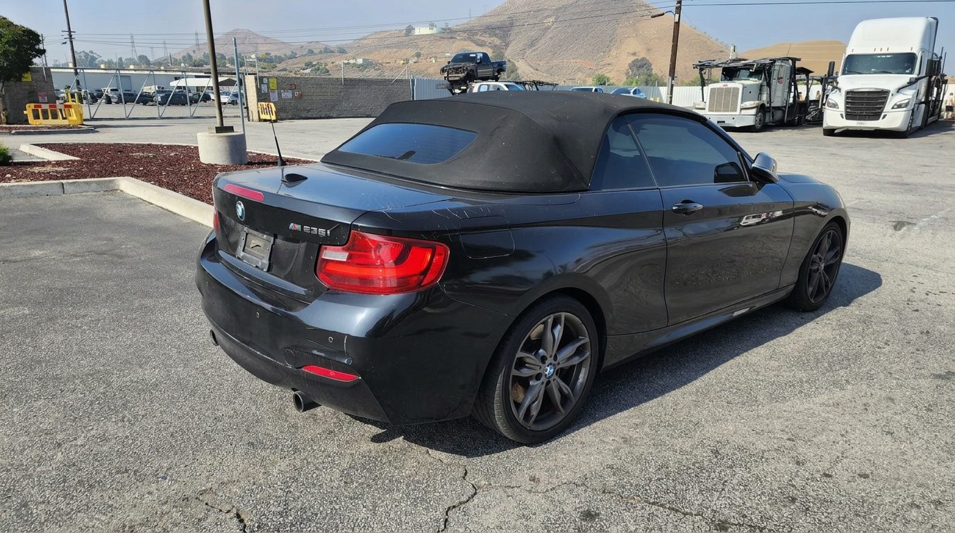 BMW na aukcji USA — tył